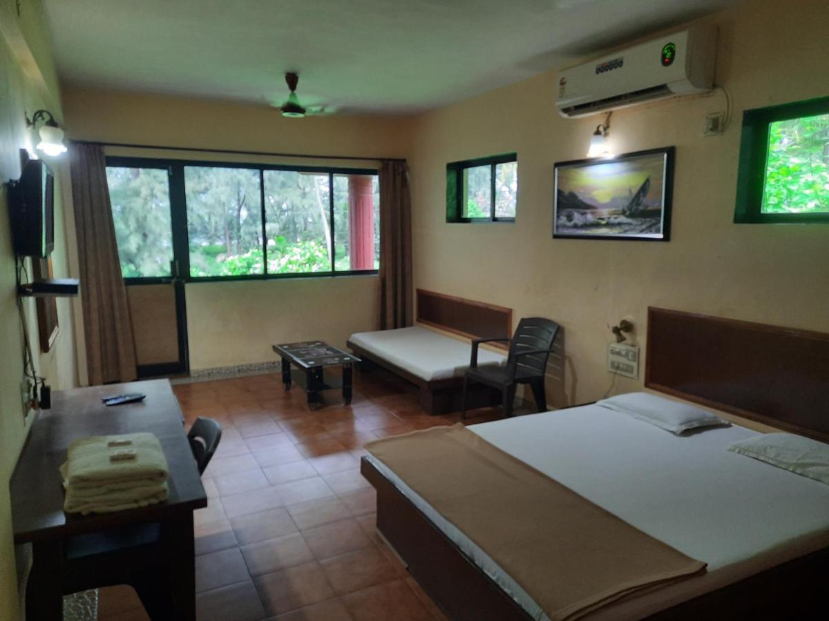 Seawoods Beach Hotel Dahanu Rom bilde