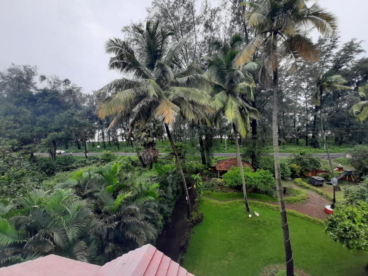 Seawoods Beach Hotel Dahanu Eksteriør bilde