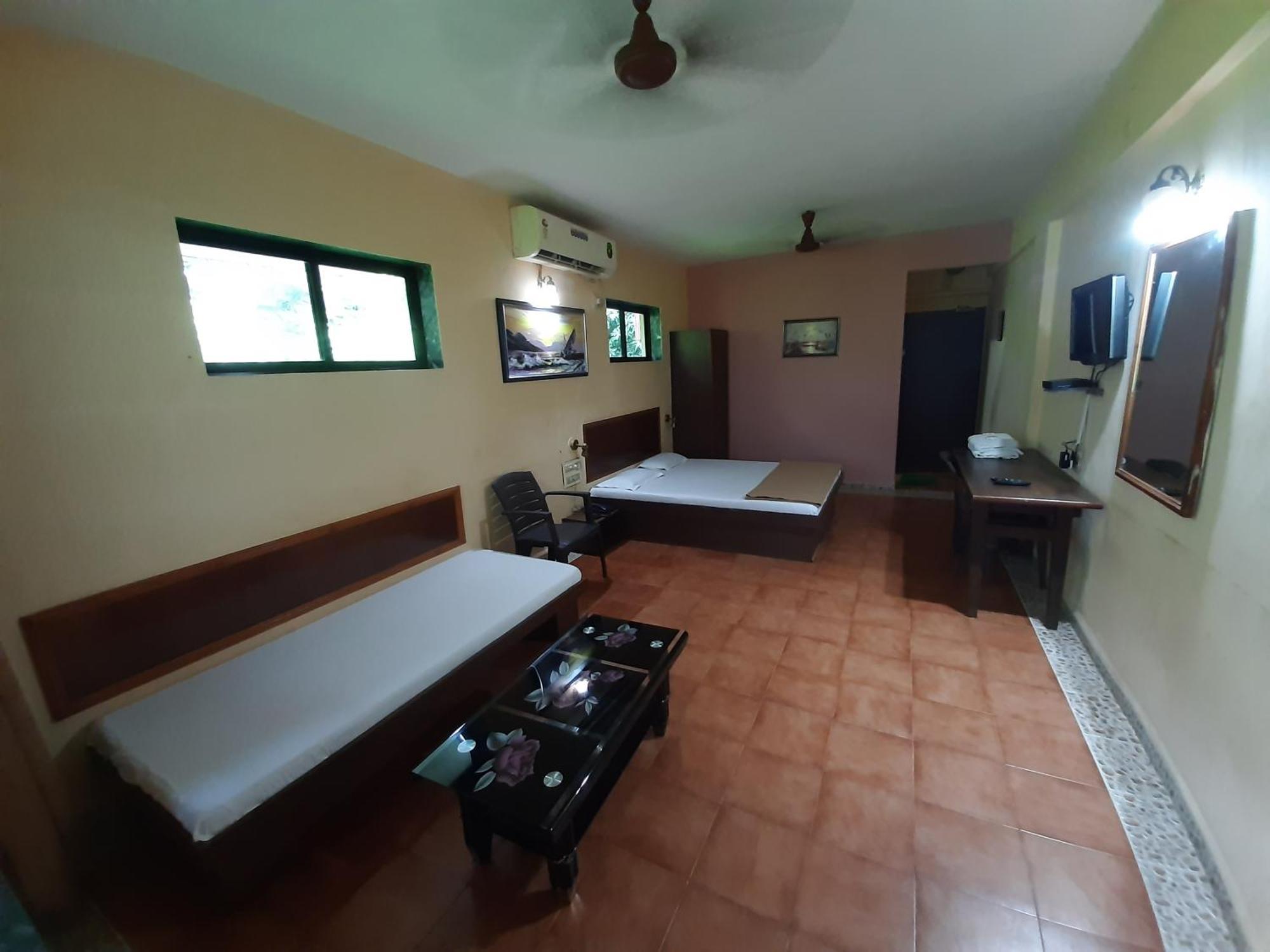 Seawoods Beach Hotel Dahanu Rom bilde